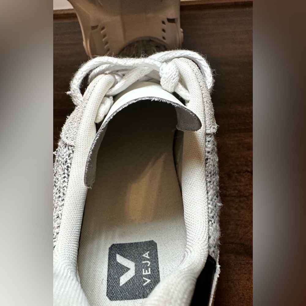 Veja Women’s V10 Snow/Black Flannel & Suede Sneaker - Picture 9 of 16
